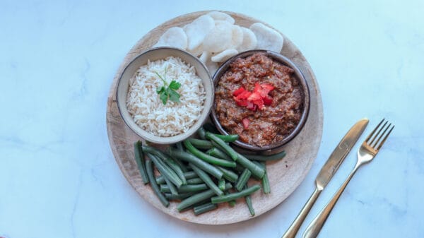 Rendang met witte rijst - Afbeelding 1
